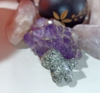 Kleiner Dinosaurier-Orgonit 8 gr. Modell 3