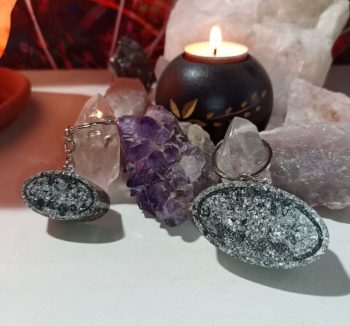 Orgonite Schlüsselanhänger Batman groß 34 gr. und kleiner Batman von 17 gr.